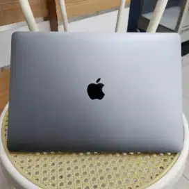 MacBook Pro Retina 2020 Touchbar Core i5 RAM 16GB SSD 500GB