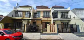 RUMAH MEWAH DEKAT KAMPUS UNM PETTARANI MAKASSAR