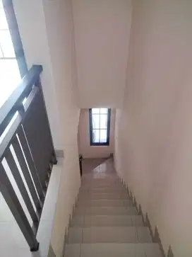 DIJUAL CEPAT RUMAH GREEN VILLAGE CLUSTER TOKYO DI JAKARTA BARAT