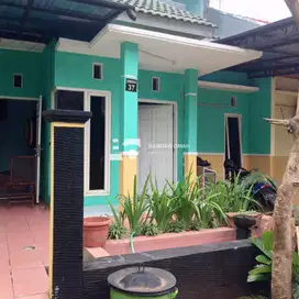 RUMAH 2 LANTAI SIAP HUNI PERMATA TEMBALANG