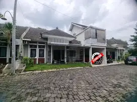 Rumah dalam perumahan pugeran maguwoharjo timur kampus UPN