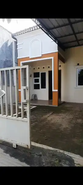 RUMAH READY 1 LANTAI TEMBALANG DEKAT UNDIP