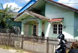 Di jual rumah Komplek Surya Gemilang Blok A no.10