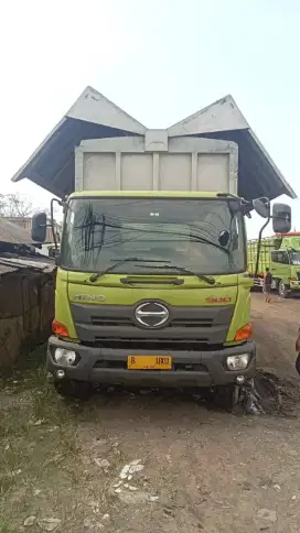 Hino Wingbox Engkel tahun 2018