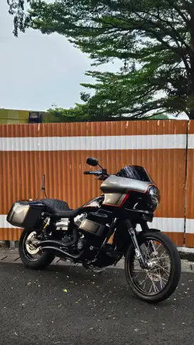Harley davidson dyna