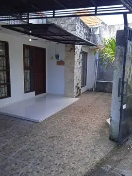 rumah siap huni di jimbaran, dkt tol,kantor imigrasi,pantai