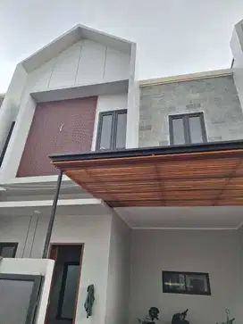 RUMAH CLUSTER DEKAT TAMAN LUMINTANG JL. AHMAD YANI UTARA DENPASAR BALI