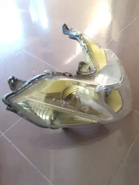 Reflektor Yamaha Mio M3.