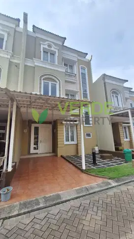 Rumah Selatan 3 lantai Baru Renov di Samara Gading Serpong Tangerang