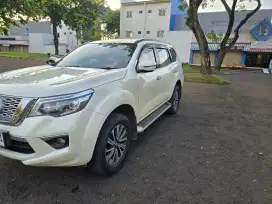 Nissan terra 2018 tipe e putih