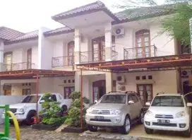 Dijual Rumah Mewah Dalam Cluster Jl Raya Jt Waringin Dekat Tol Pdk Ged