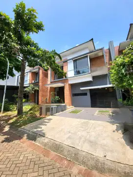 Rumah Dijual 4 Kamar Discovery Bintaro Sektor 9 , 1659