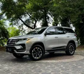 [KM 52 RB] Toyota Fortuner VRZ 2.4 GR AT Diesel 2021