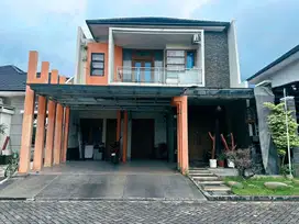 Rumah mewah graha estetika dekat UNDIP TEMBALANG