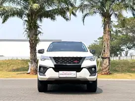 Toyota Fortuner VRZ TRD Diesel AT th 2019 #istana jaya motor