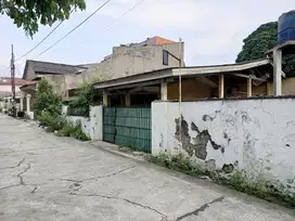 Dijual Cepat Rumah Hitung Tanah di Komplek Kodau Jatimurni