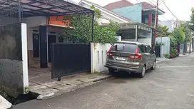 Jual Rumah bagus di jl Kahfi 1  Ciganjur Jaksel luas 150m