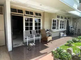 Dijual Rumah Dharmahusada Indah Utara Terawat Siap Huni 1 Lantai