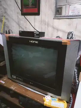 Tv tabung merek LG yoi