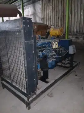 Genset second msh aman pemakaian Mitsubishi  sinema 150 kv siap nego