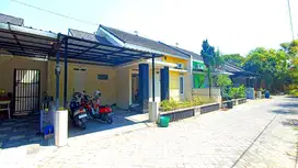 Rumah Bagus Full Furnis di Cluster Jajar Laweyan Solo
