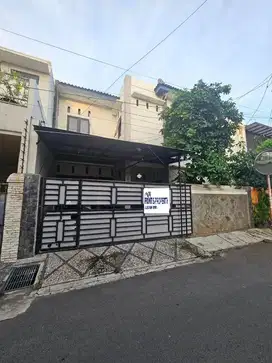 Di Jual Rumah Kosan 2 Lantai Lokasi Strategis di Rawamngun, Jaktim