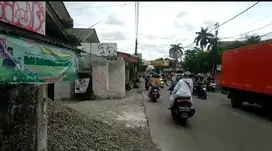 Dijual Tanah 3030 komersil di jln Otista Ciputat.