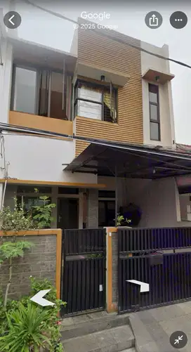 Rumah siap huni 2 lantai dalam cluster strategis bebas banjir. Galaxy