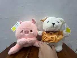 Boneka isi dua biji