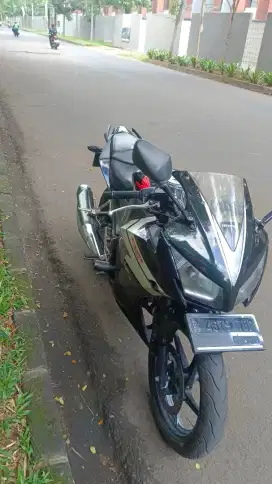 Cbr 150r km42000 ss komplit pajak mati januari kmrin plat 2026