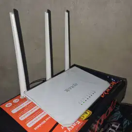 TENDA Wireless N300 Easy Setup Router
