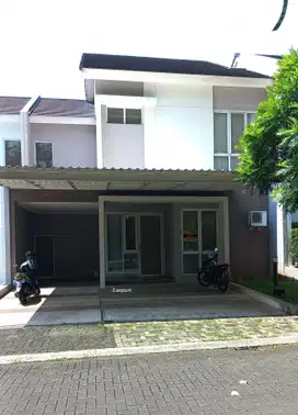 Disewakan rumah full furnished di Foresta , Fresco Aria