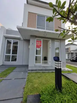 DIJUAL CEPAT RUMAH PARAMOUNT PETALS UNFURNISHED READY