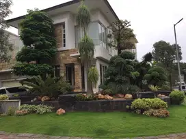 DIJUAL RUMAH MEWAH RAFFLES GARDEN  CITRALAND DENGAN PRIVATE POOL
