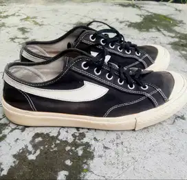 Dijual sepatu Compass