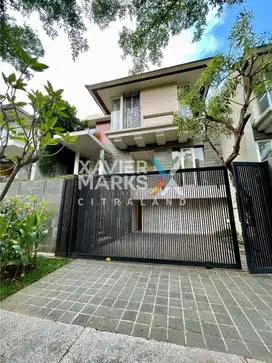 Rumah Grand Peninsula, Full Furnish Mewah, Full Marmer, Split Level