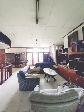 Rumah lokasi strategis dekat SCBD dan perkantoran Sudirman