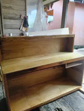 Meja warung kasir