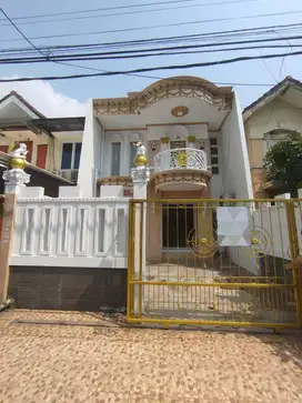 Disewakan Rumah 2 lt 6 x 15 m2 di Palem Lestari ada 2 kt 2 km,survey !