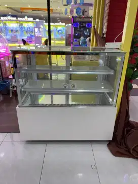 SHOWCASE CAKE PREMIUM TERMURAH!