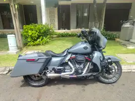 Harley Davidson Street Glide CVO 2018