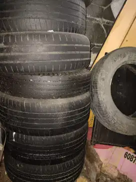 Ban luar bekas masih 70%,80%
