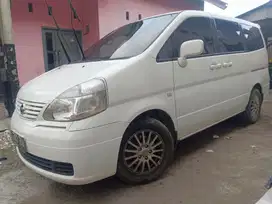 Nissan Serena 2012 Bensin