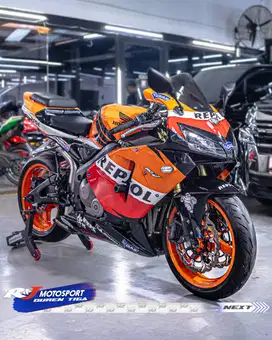 Honda CBR 600 CBR600 Repsol 2006 Akrapovic Full Paper