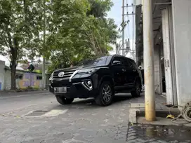 Toyota Fortuner 2.4 VRZ AT Matic 2017