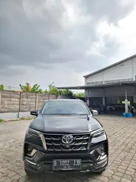 VRZ GR 2022 2.8 diesel matic. Km 41rb