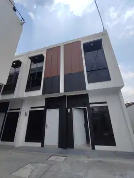 Dijual rumah murah strategis di jakarta timur utan kayu Matraman