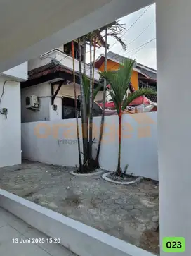Di Jual Rumah Cantik Sudah Renovasi di Limus Pratama Regency