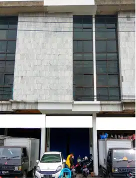 Ruko 3 Lantai di Raya Bunguran dekat Pasar Atom Surabaya AUD.A044