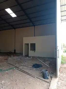 Gudang Pakuhaji luas Bangunan 768 meter bagus akses container 40 feet